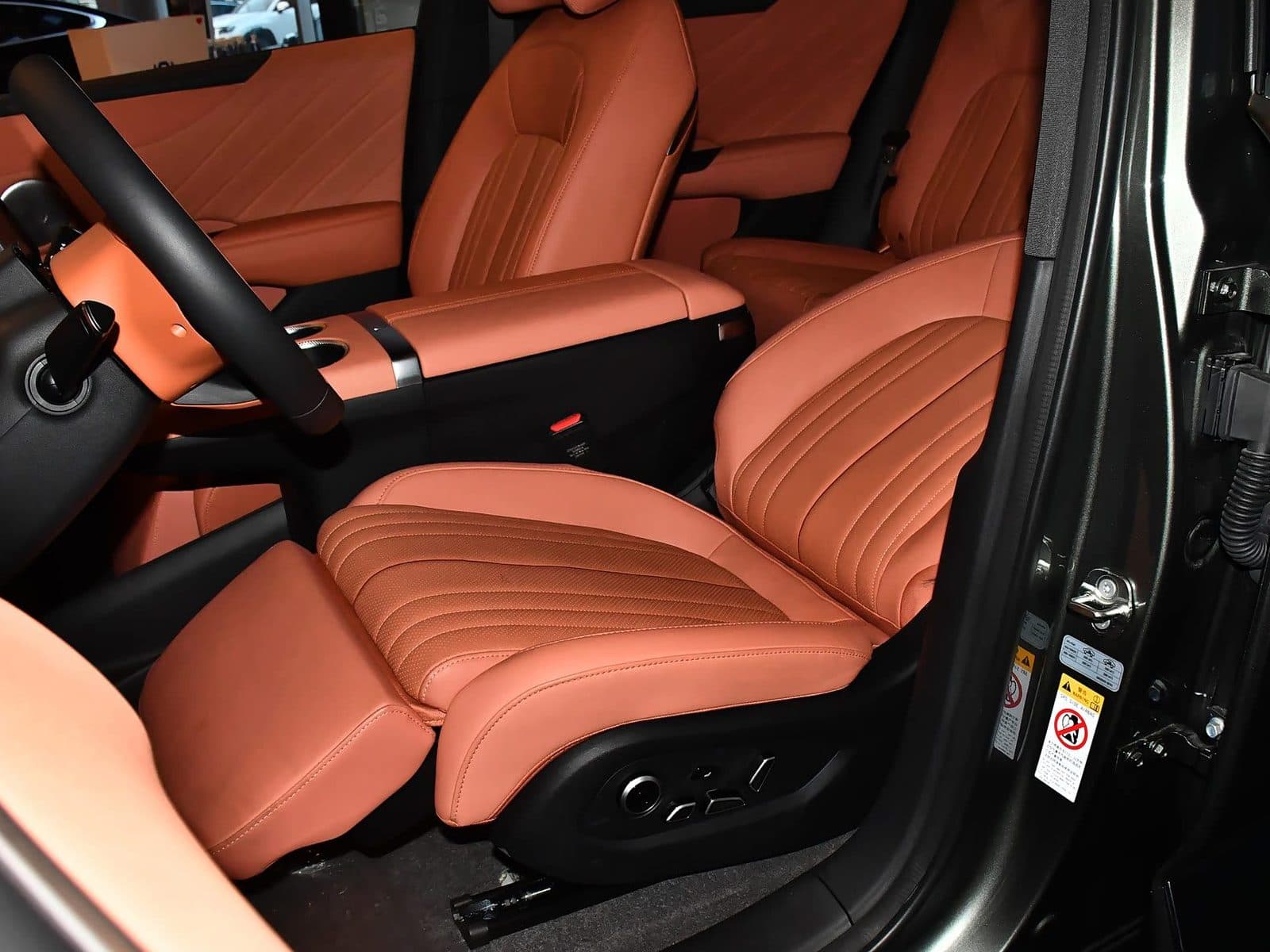 2026 Changan NEVO E07 — Large crossover SUV, interior 3 (for export)
